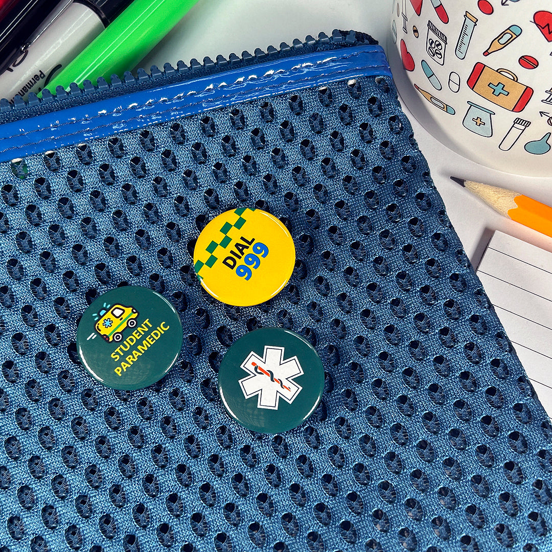 Mini Badge Pack Student Paramedic 25mm